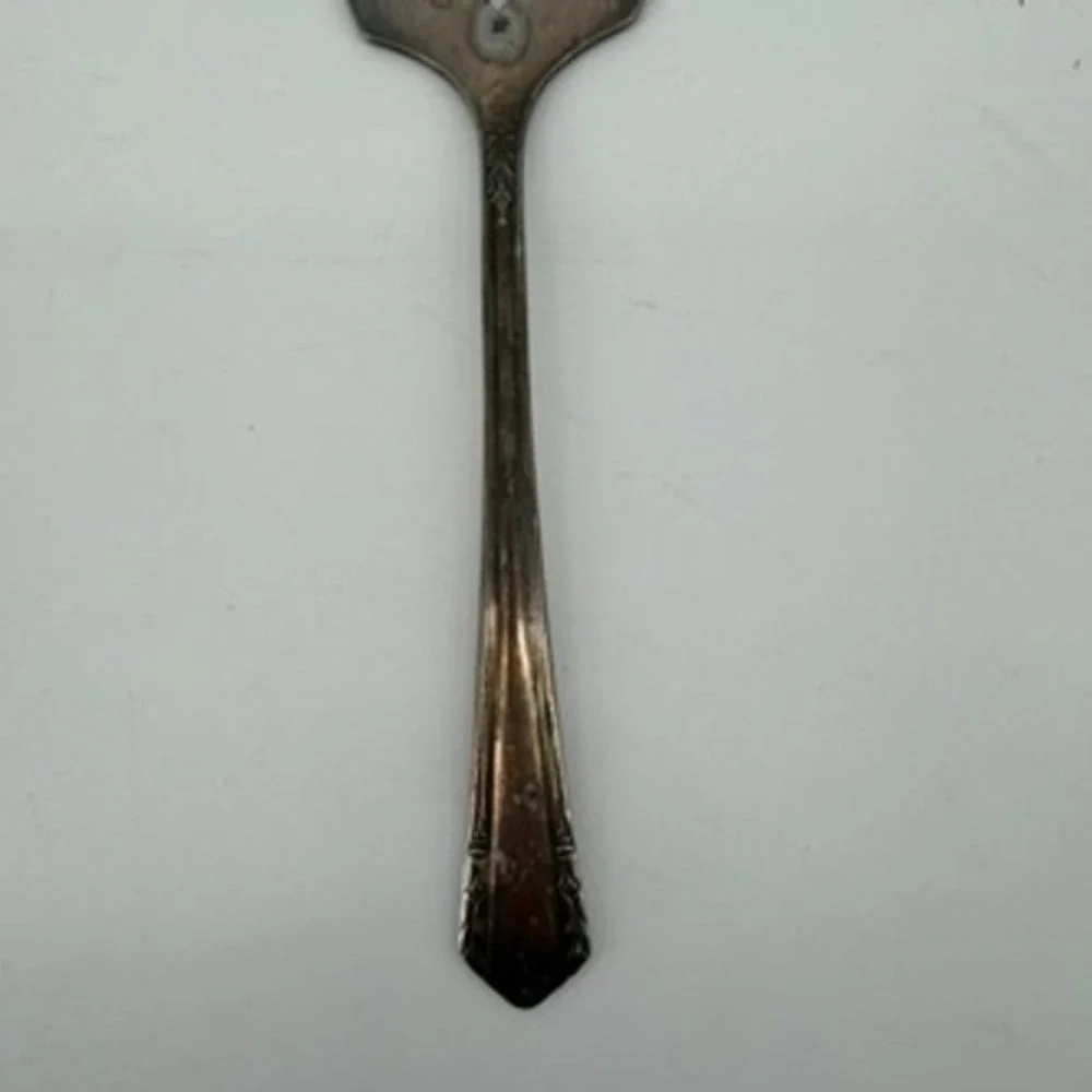 Wm Rogers & Son Malibu Silver Plate 11